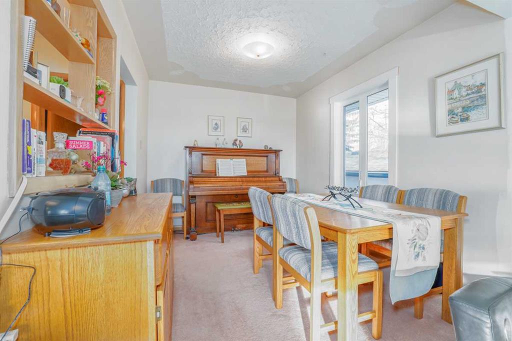 Picture for 25 Highwood Place NW