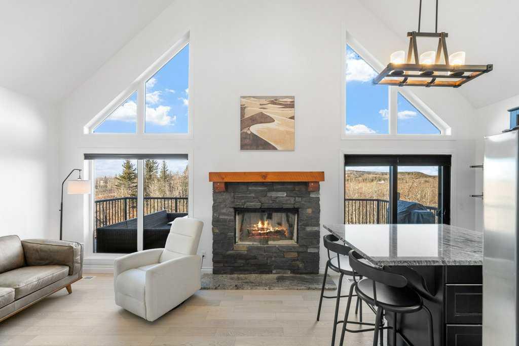 Picture for 247 Cottageclub Crescent 