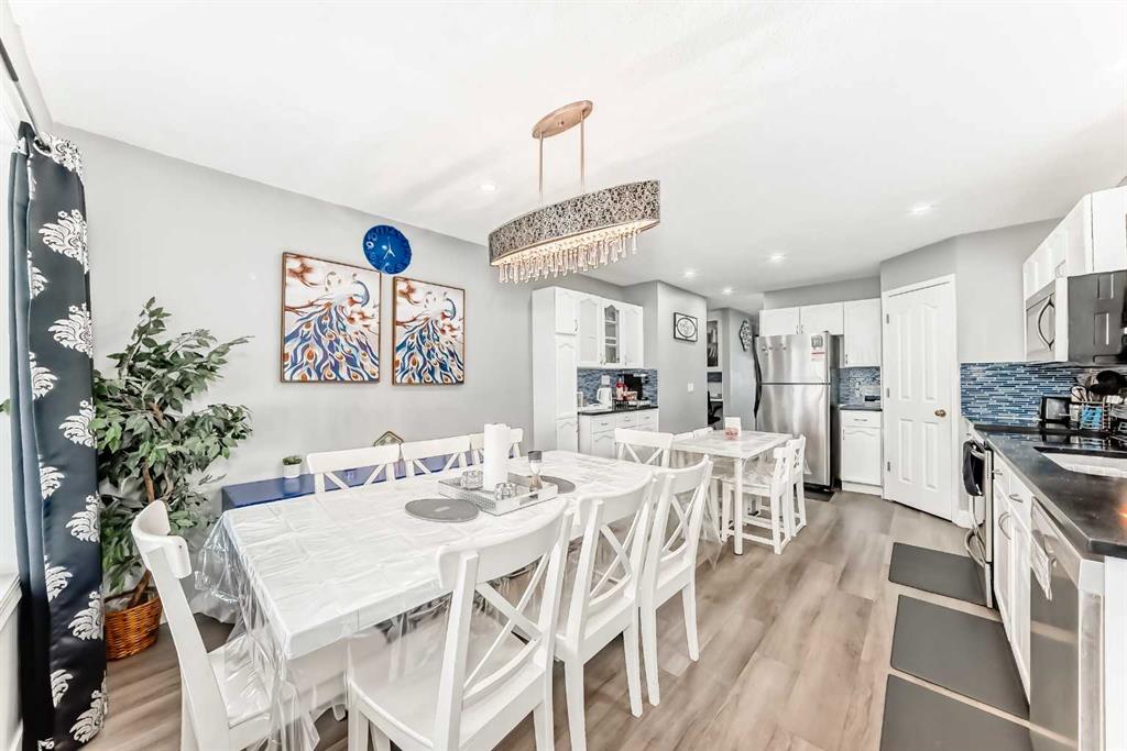 Picture for 240 Applewood Drive SE