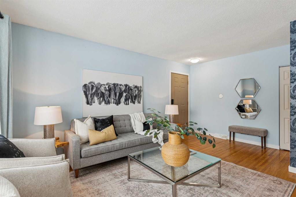 Picture for 114 Hallbrook Drive SW