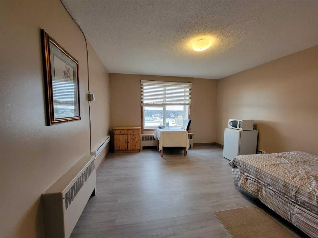 Picture for 4939 50 Street 