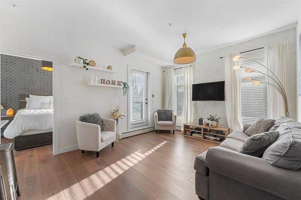 Picture for 103, 2702 17 Avenue SW