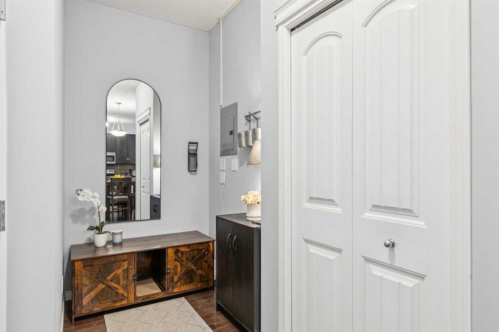 Picture for 2418, 115 Prestwick Villas SE