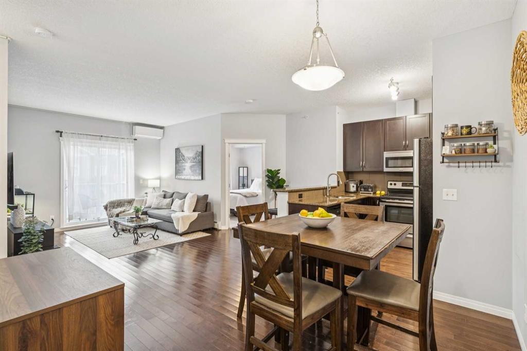 Picture for 2418, 115 Prestwick Villas SE