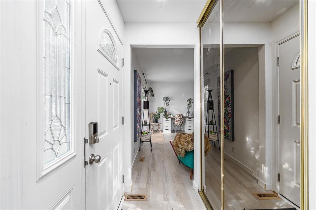 Picture for 60, 287 Southampton Drive SW