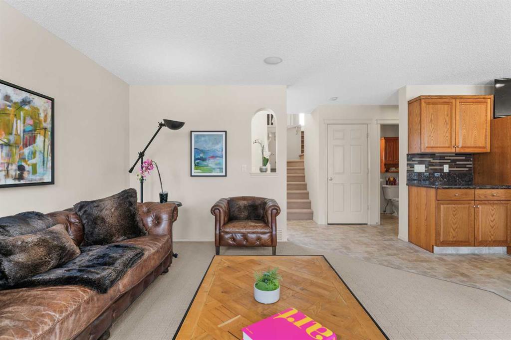 Picture for 98 Cougarstone Close SW