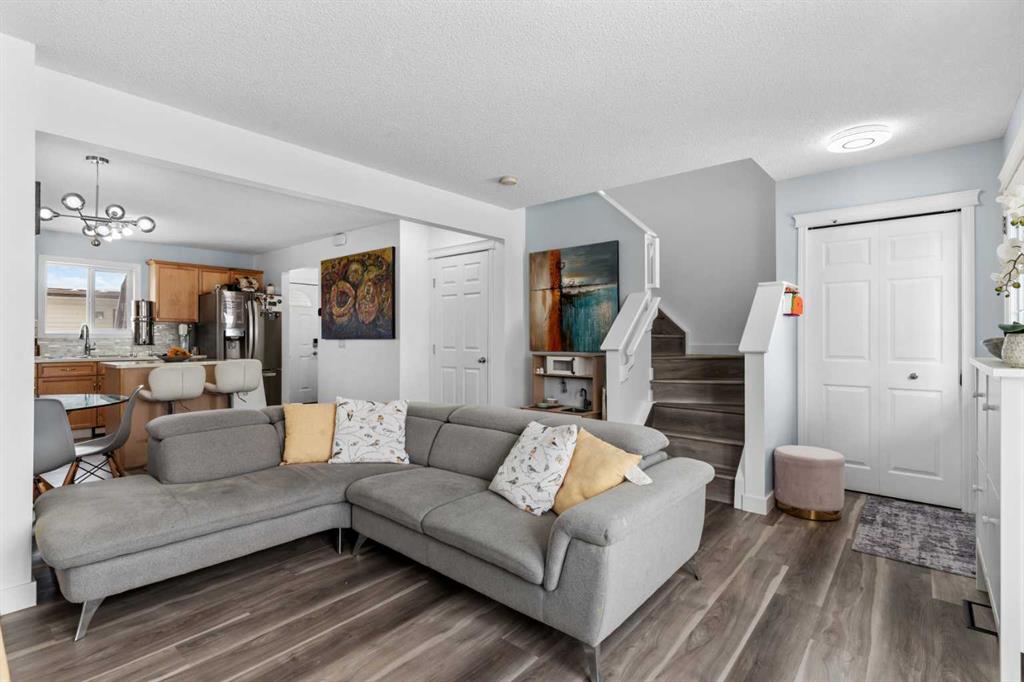 Picture for 219 Silverado Plains Close SW