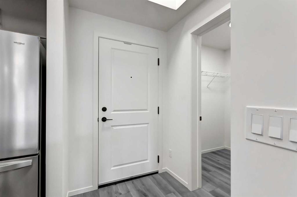 Picture for 407, 140 Mahogany Street 