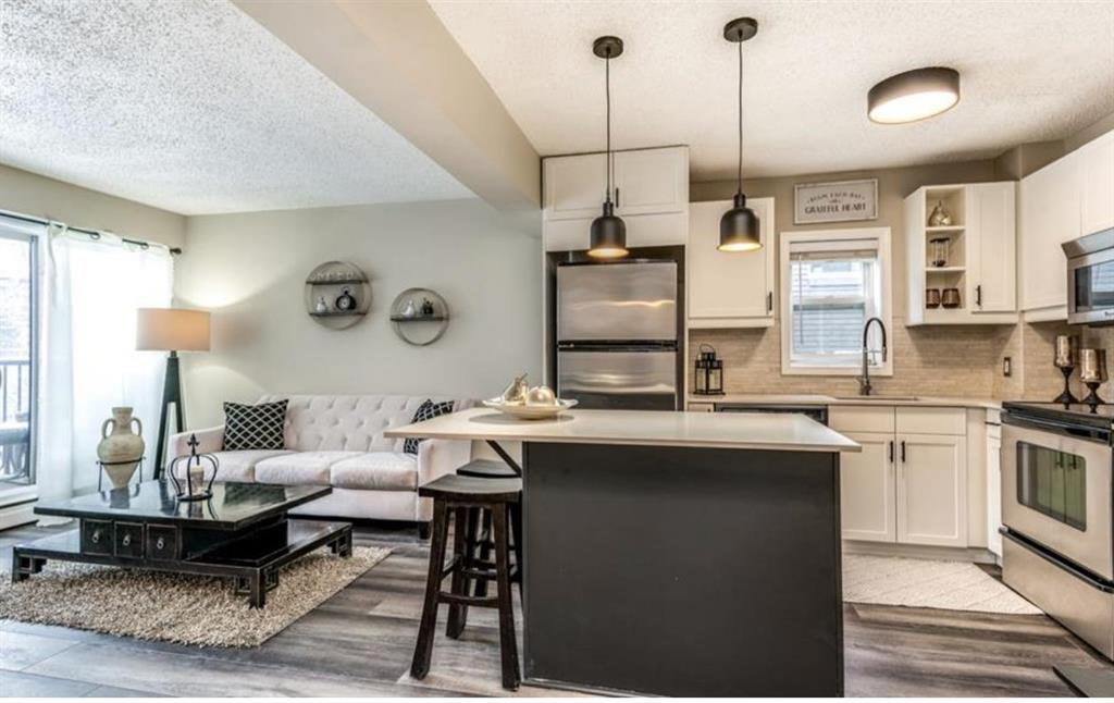 Picture for 301, 1717 12 Street SW