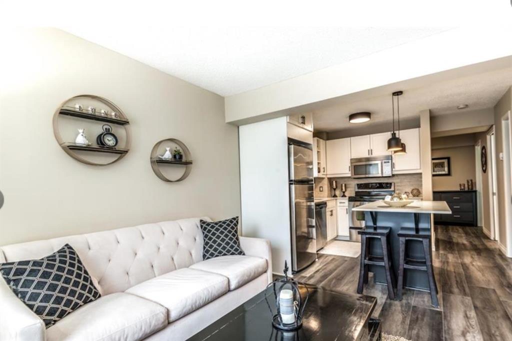 Picture for 301, 1717 12 Street SW