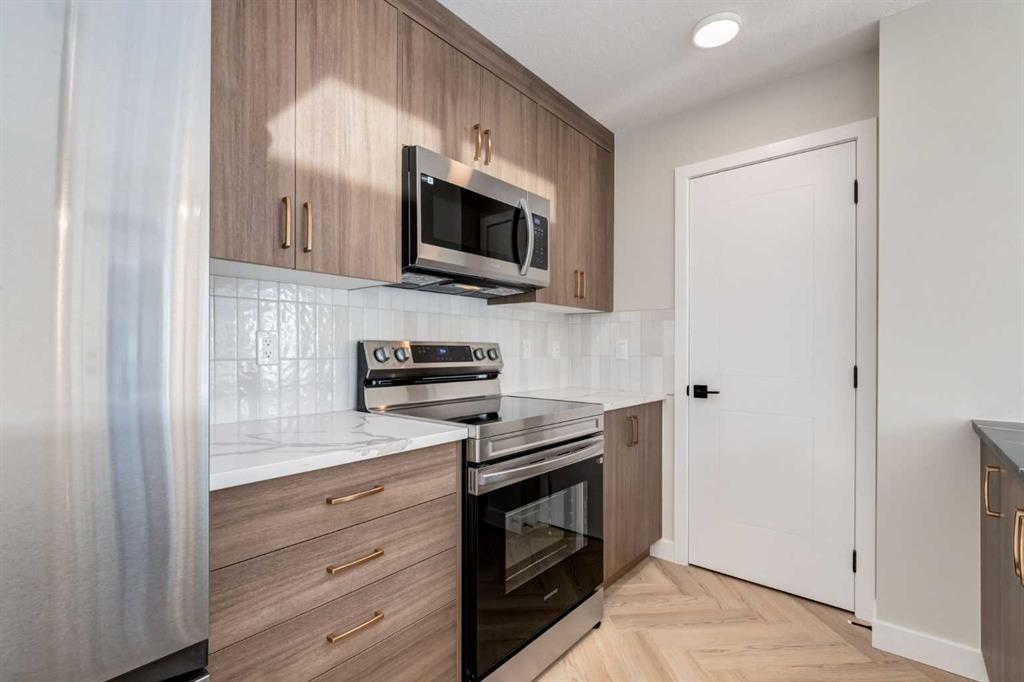 Picture for 303, 14800 1 Street NW