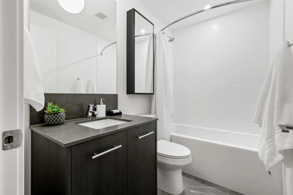 Picture for 713, 730 2 Avenue SW