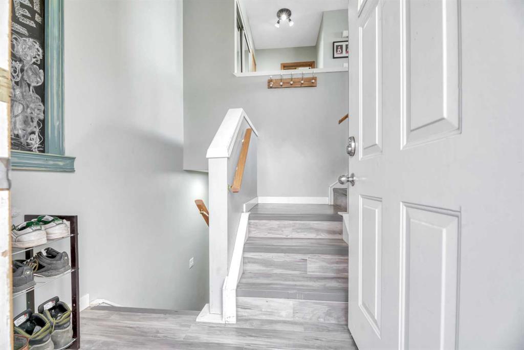 Picture for 224B 5 Avenue 