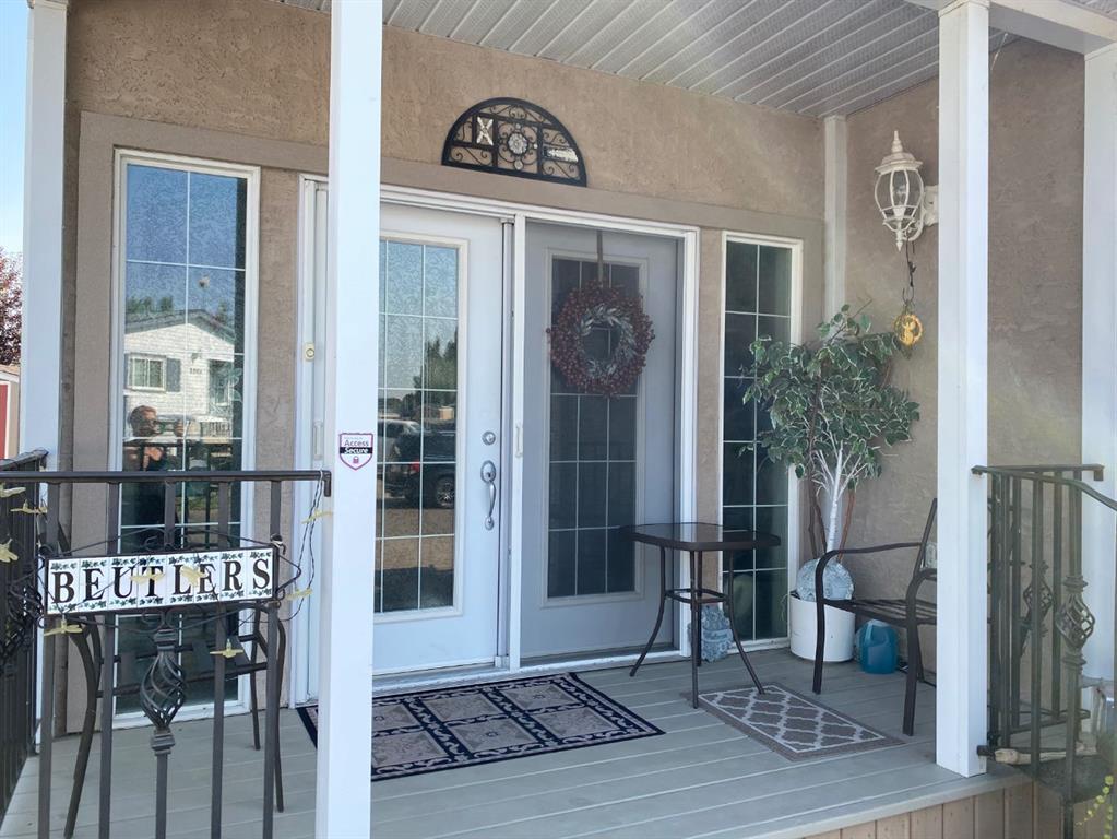 Picture for 4063, 35468 Range Road 30  