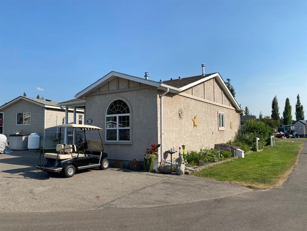 Picture for 4063, 35468 Range Road 30  