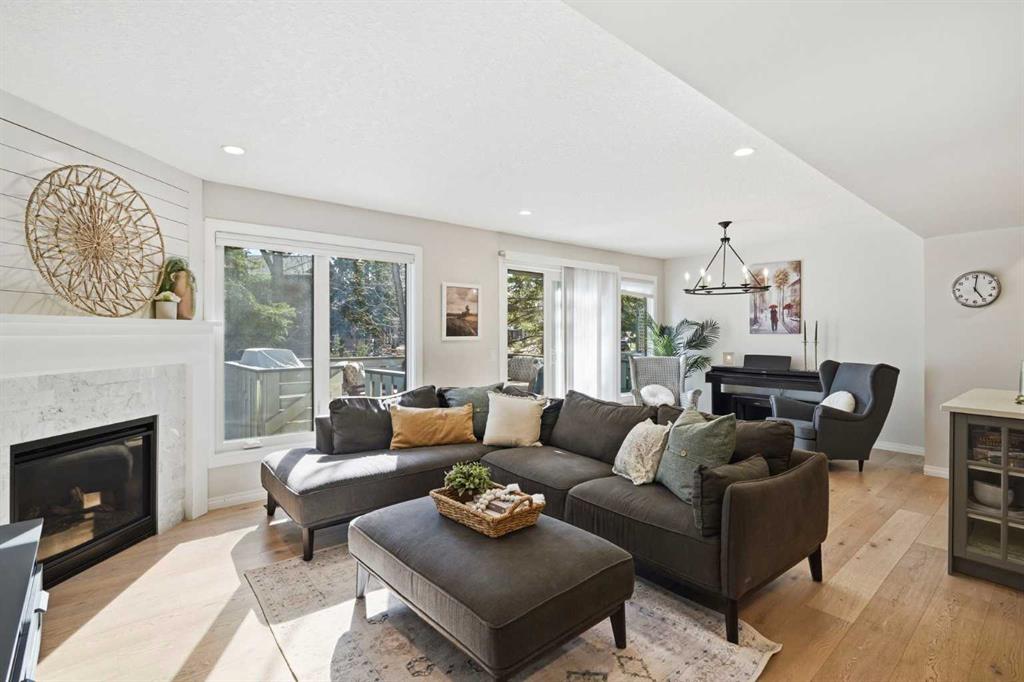Picture for 12, 185 Woodridge Drive SW