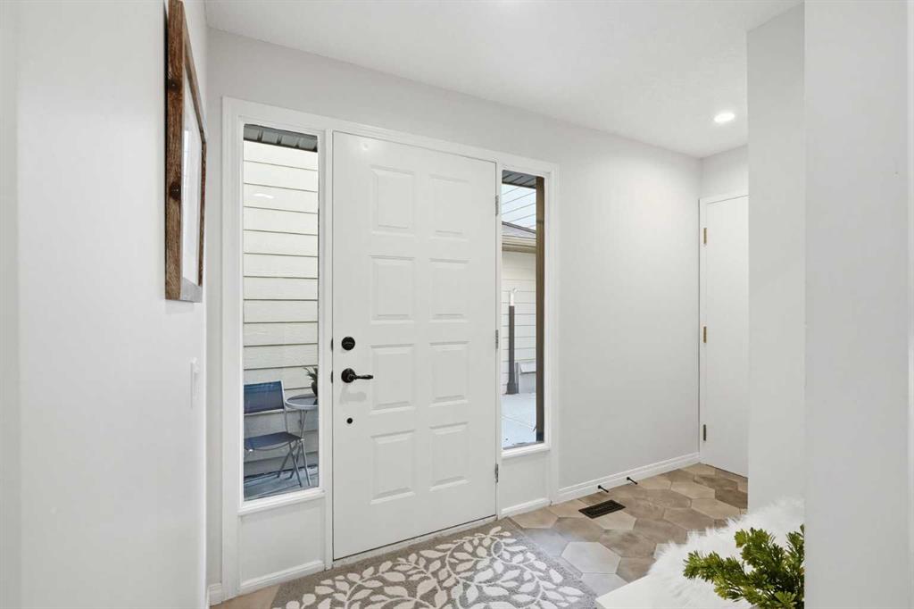 Picture for 12, 185 Woodridge Drive SW