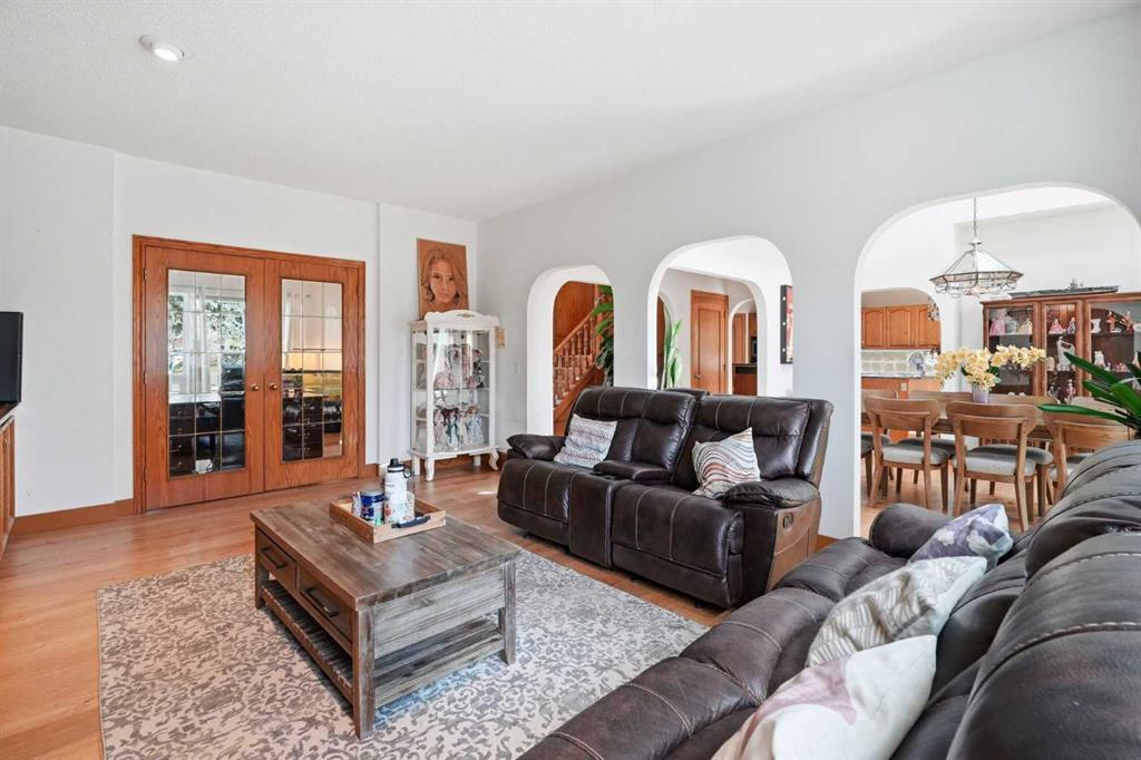 Picture for 11516 Douglas Woods Rise SE