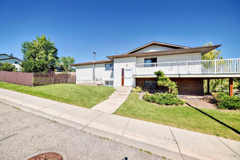 Picture for 131 Ranchlands Court NW