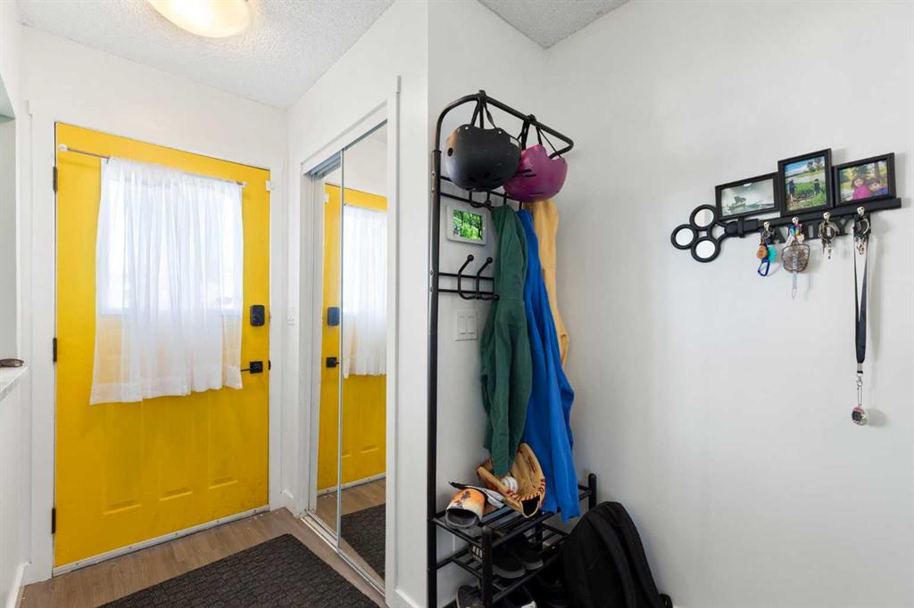 Picture for 21 Mckernan Road SE