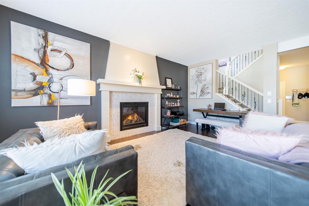 Picture for 98 Mahogany Passage SE
