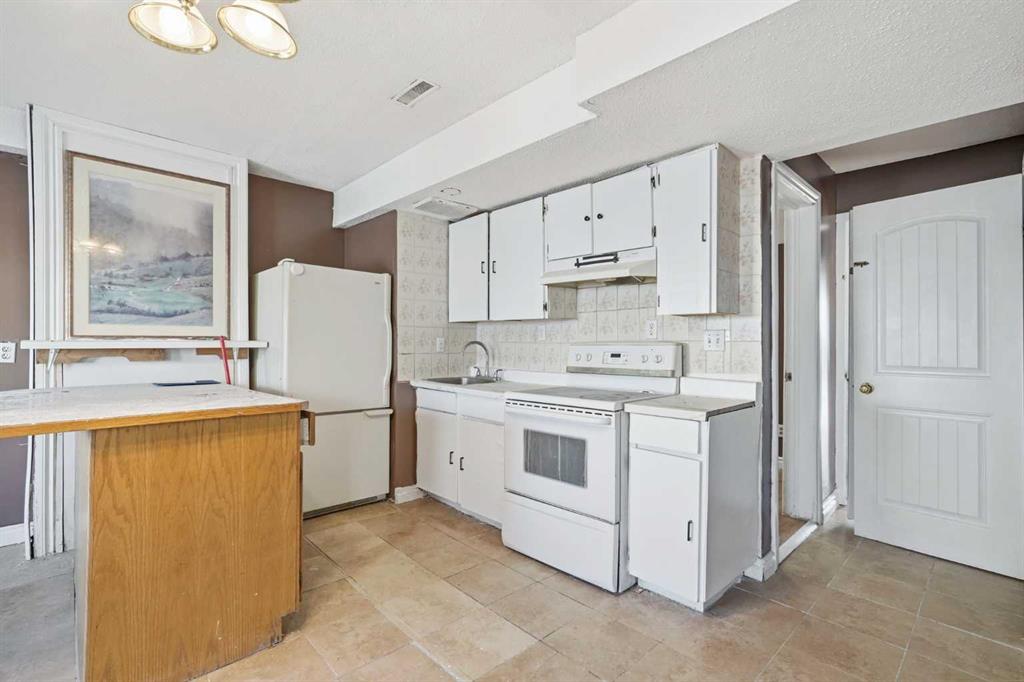 Picture for 285 Fresno Place NE