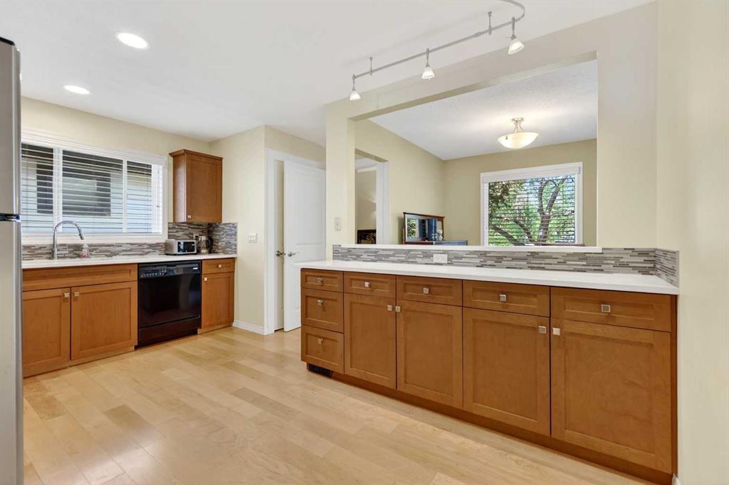 Picture for 10540 Oakfield Drive SW