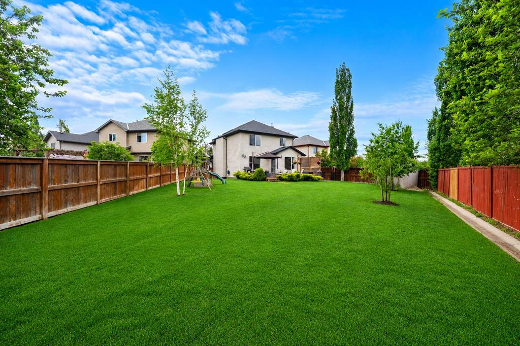 Picture for 194 Brightonstone Bay SE