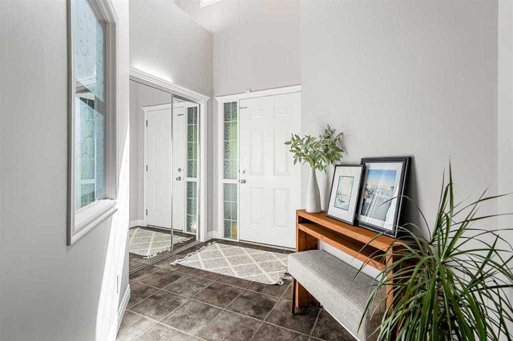 Picture for 194 Brightonstone Bay SE