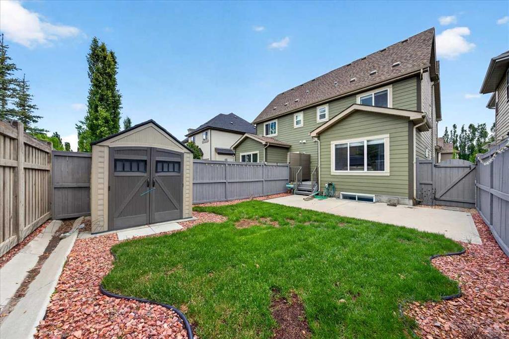 Picture for 36 Mahogany Row SE