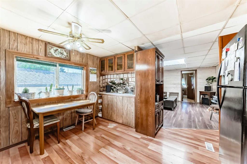 Picture for 367, 3223 83 Street NW