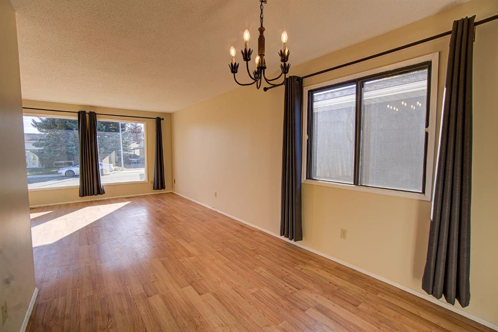 Picture for 22 Westrose Avenue  https://www.cirrealty.ca/reb/creb/75/A2263575_13.jpg
