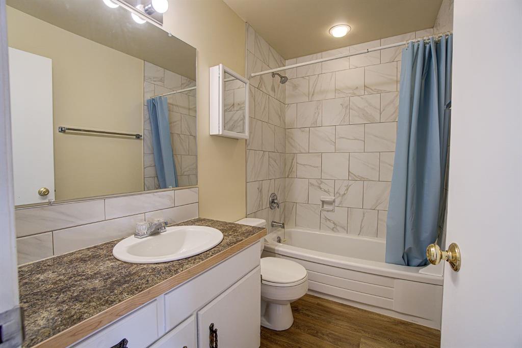 Picture for 22 Westrose Avenue  https://www.cirrealty.ca/reb/creb/75/A2263575_19.jpg
