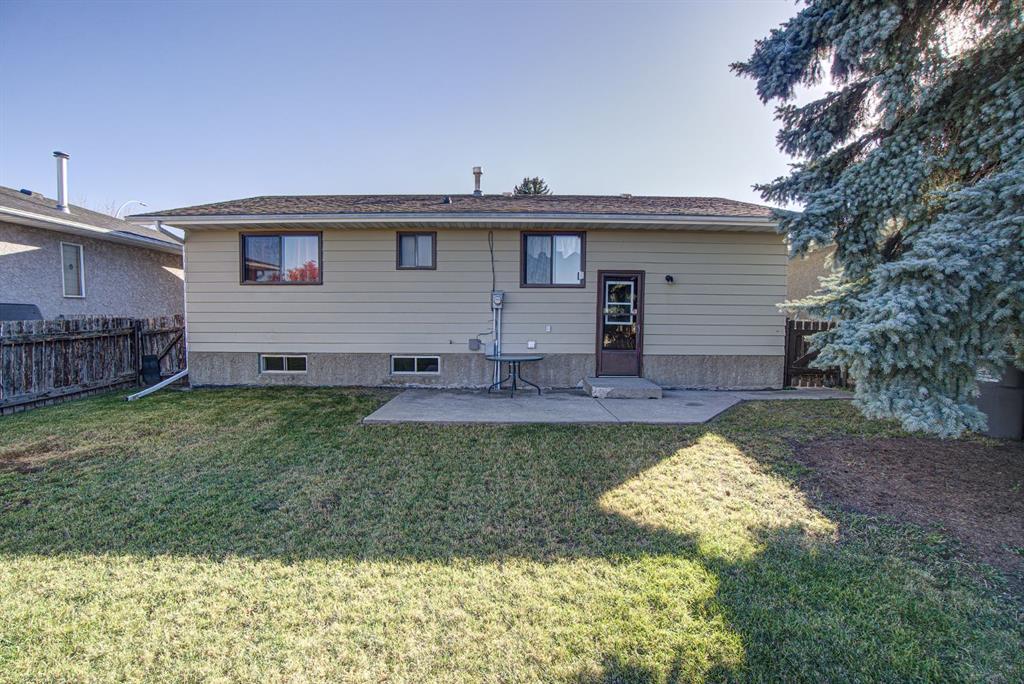 Picture for 22 Westrose Avenue  https://www.cirrealty.ca/reb/creb/75/A2263575_37.jpg