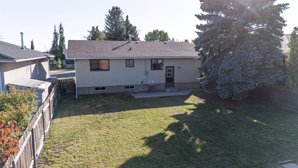 Picture for 22 Westrose Avenue  https://www.cirrealty.ca/reb/creb/75/A2263575_43.jpg