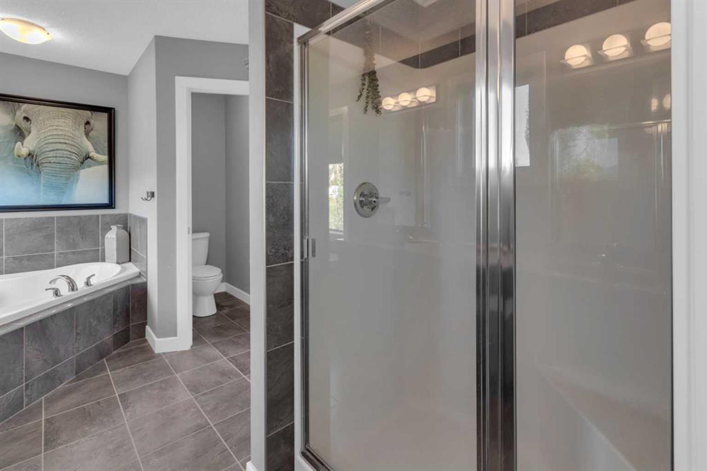 Picture for 51 Sunset Court  https://www.cirrealty.ca/reb/creb/75/A2266875_23.jpg