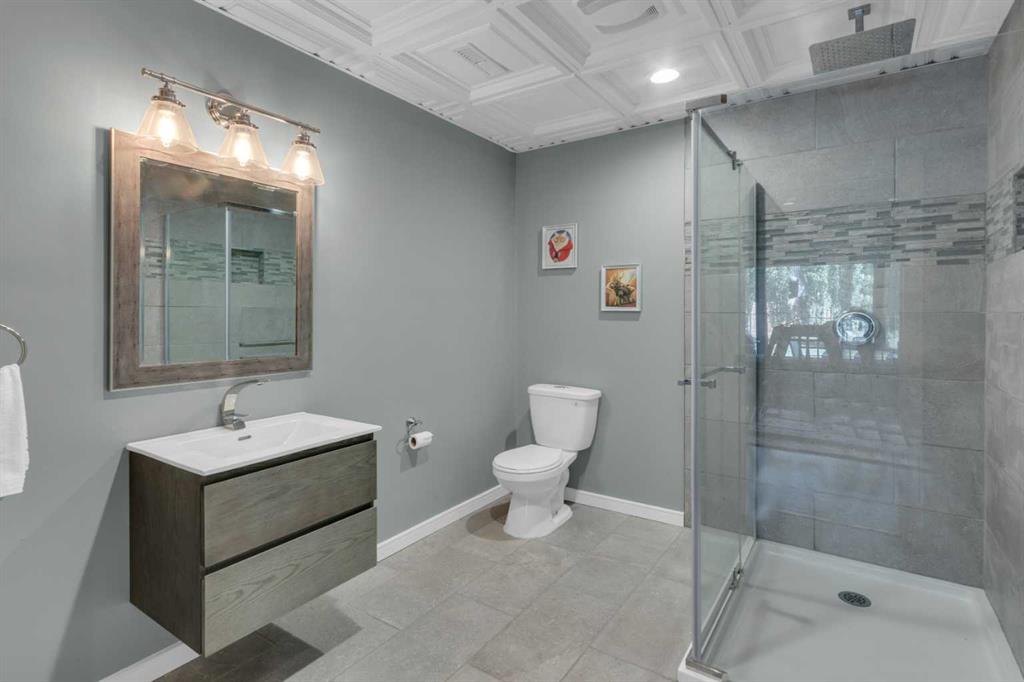 Picture for 51 Sunset Court  https://www.cirrealty.ca/reb/creb/75/A2266875_29.jpg