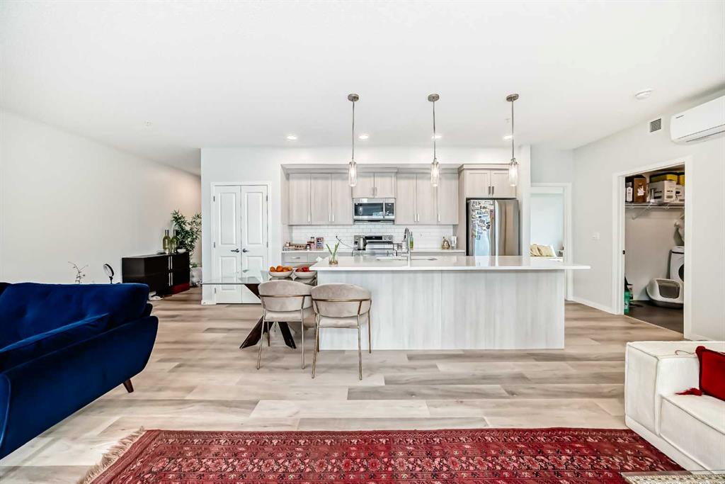 Picture for 3104, 33 Carringham Gate NW