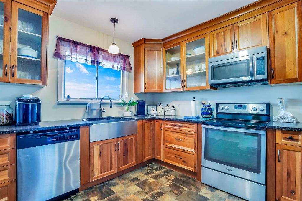 Picture for 250077 Range Road 261 Road 