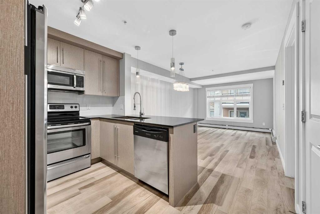 Picture for 2308, 11 Mahogany Row SE