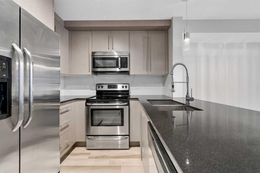 Picture for 2308, 11 Mahogany Row SE