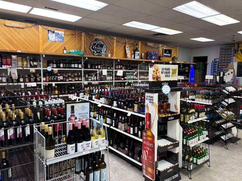 Picture for 428 16 Avenue NE