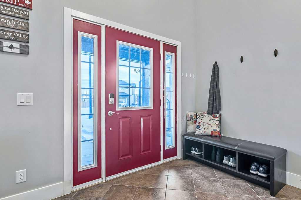 Picture for 605 Sunrise Close 