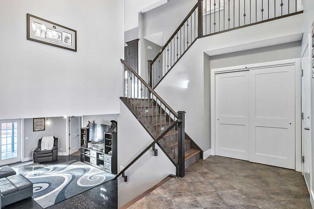 Picture for 605 Sunrise Close 