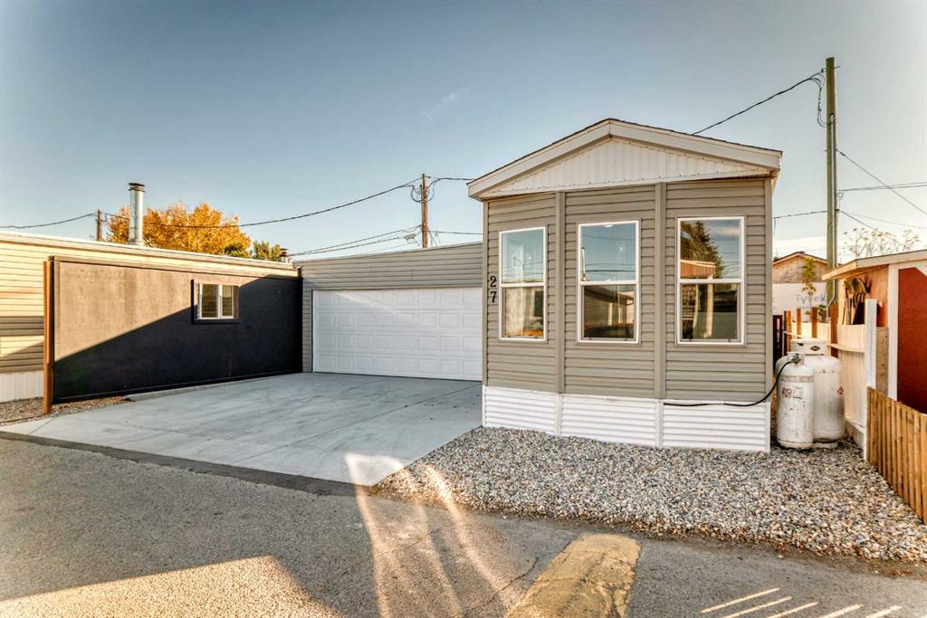 Picture for 27, 2106 50 Street SE