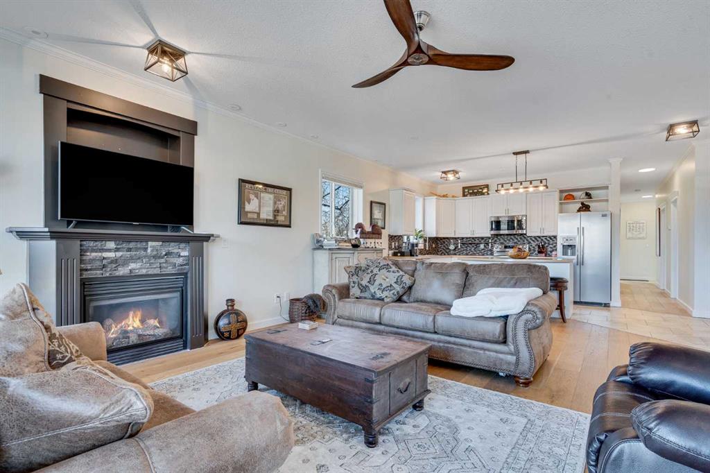 Picture for 303, 29 N Railway Street N