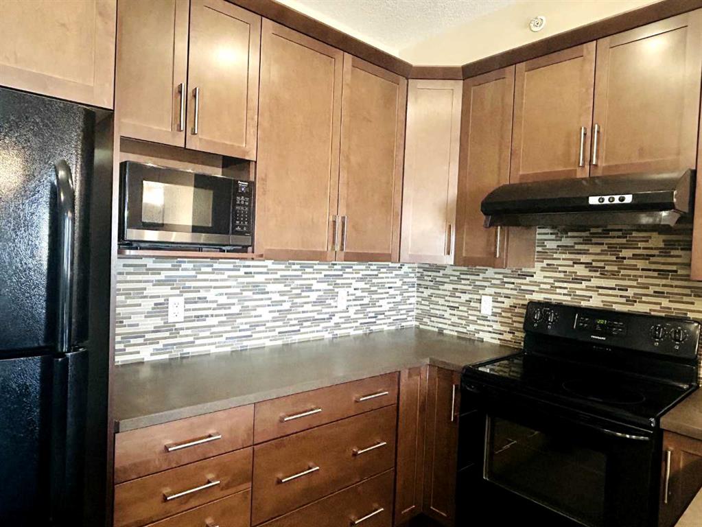 Picture for 2418, 175 Panatella Hill NW