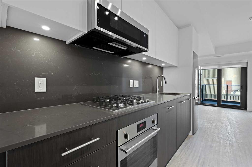 Picture for 604, 730 2 Avenue SW