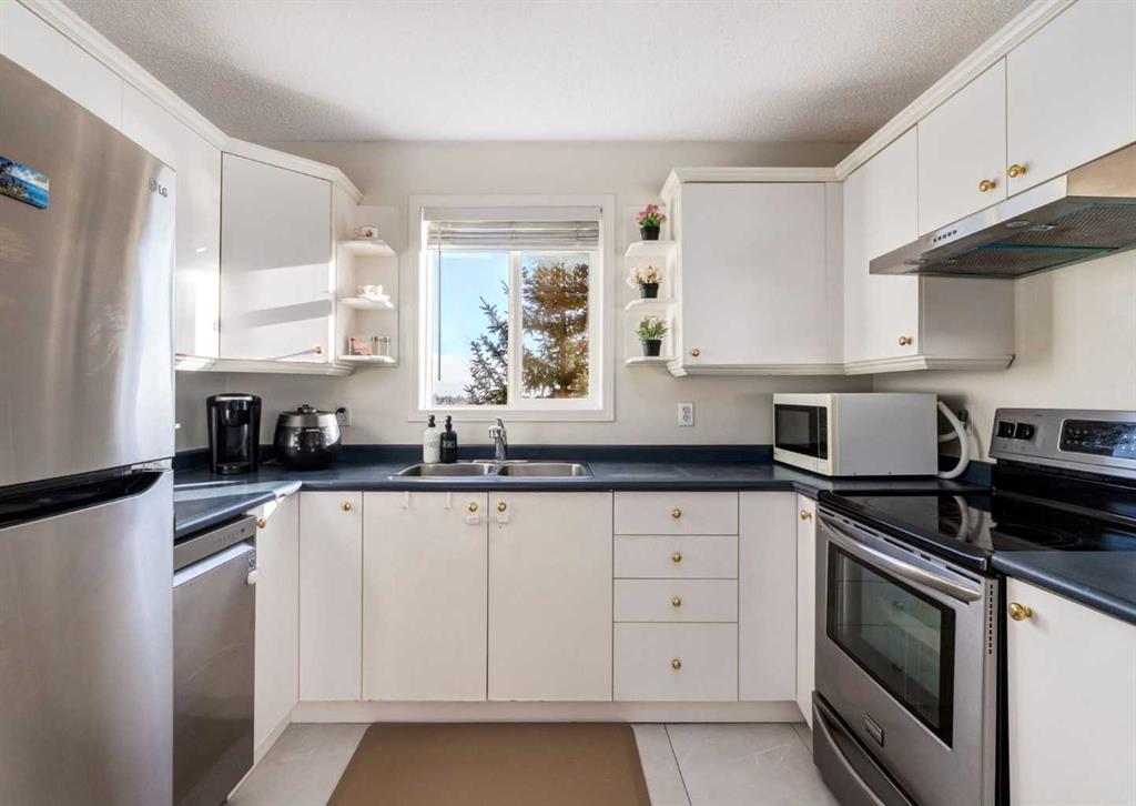 Picture for 418, 3000 Somervale Court SW