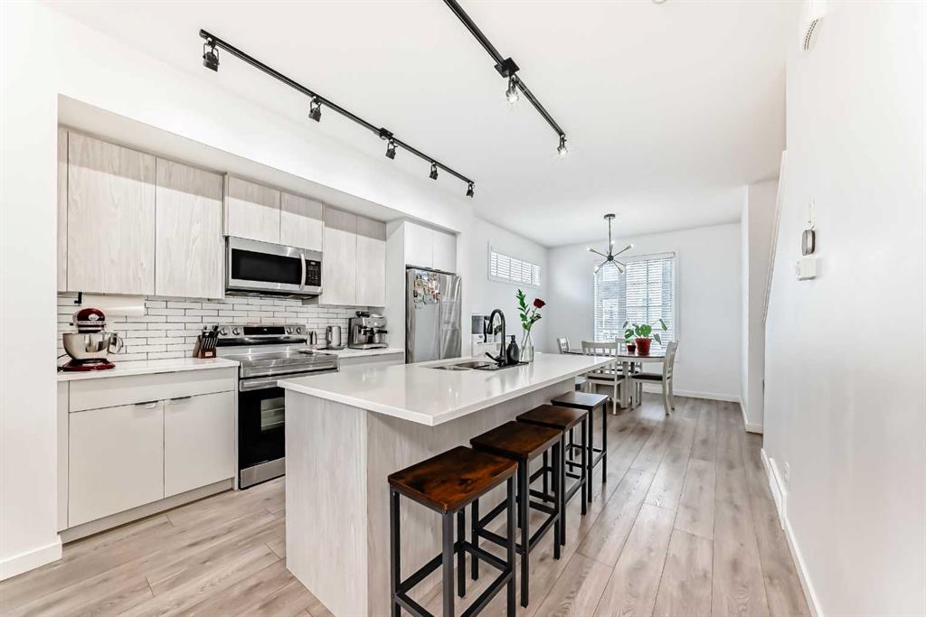 Picture for 76 Walgrove Common SE